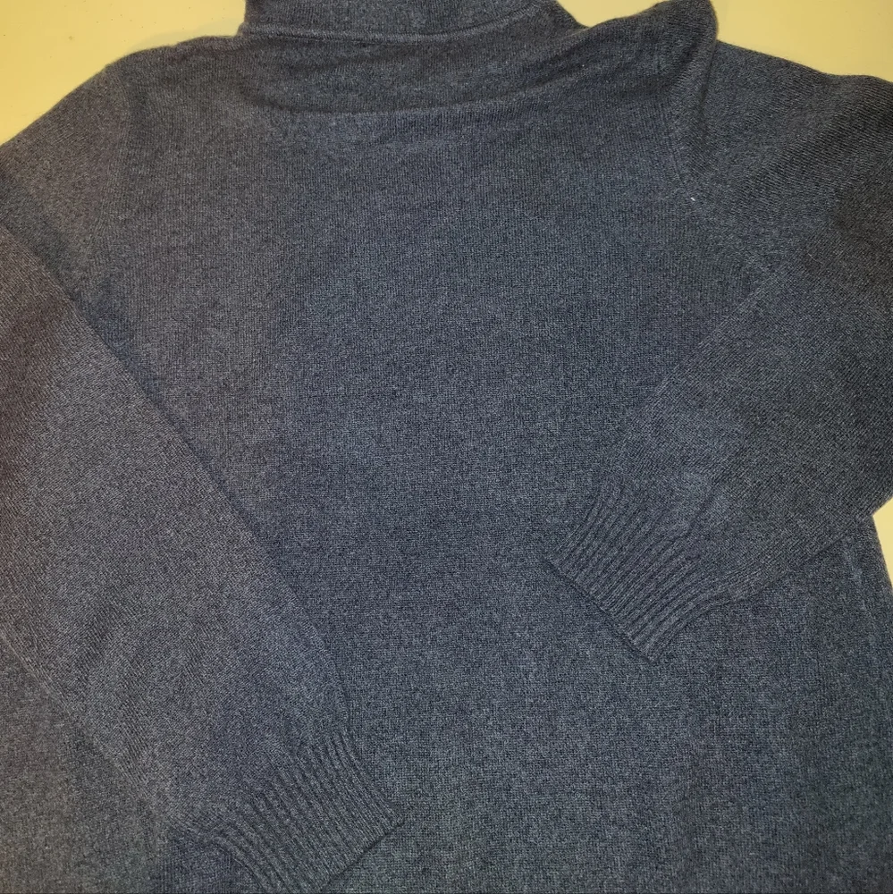 Cashmere Project Hoodie - Picture 3 of 8